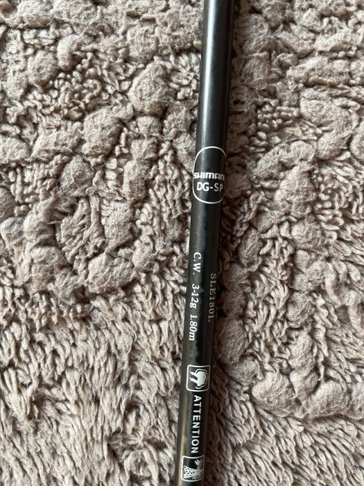 Vând lanseta spinning Shimano Lesath 3-12g 1,80m-schimburi