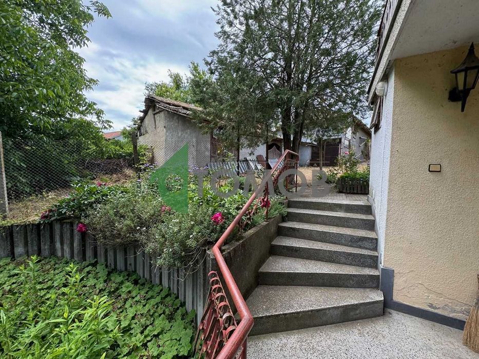 Продава се Къща в с. Белокопитово, Област Шумен - 326 кв.м за 391 €/кв.м - Снимка #5