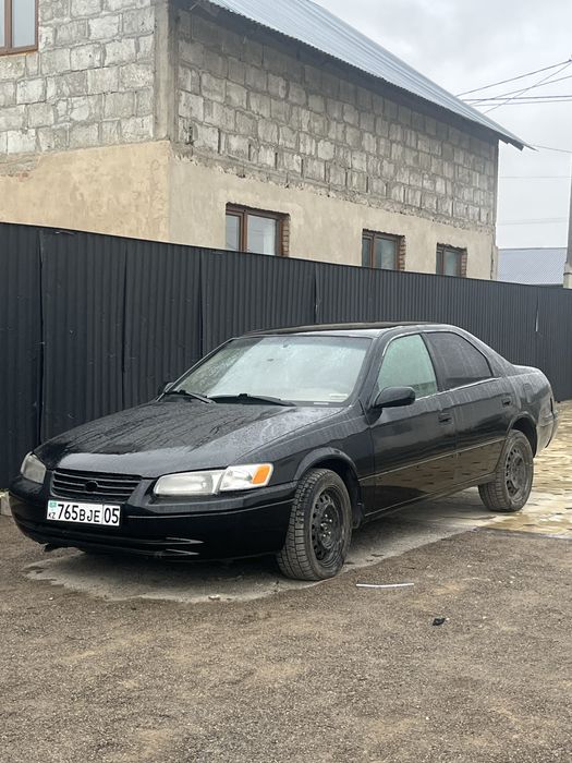 Срочно Продам камри 20