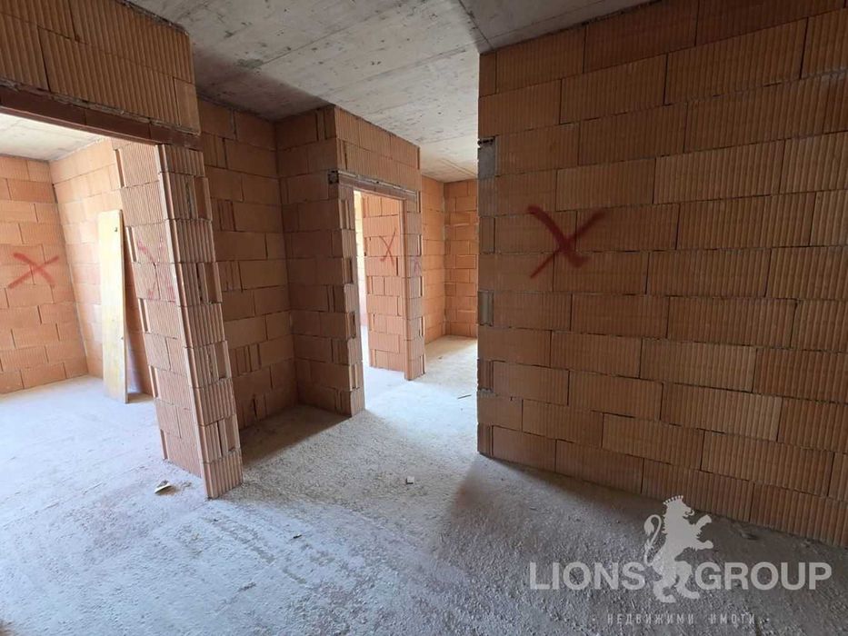 Продава се Тристаен апартамент в Варна, Владислав Варненчик - 110 кв.м за 1273 €/кв.м - Снимка #4