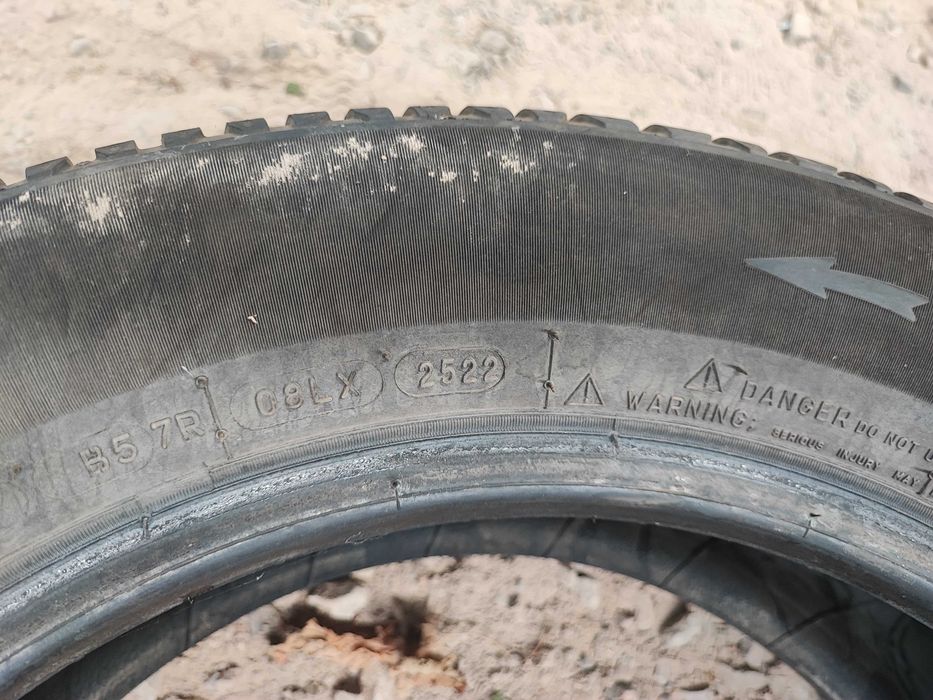 Зимни гуми 205/60R16 92H BF GOODRICH - 2 броя