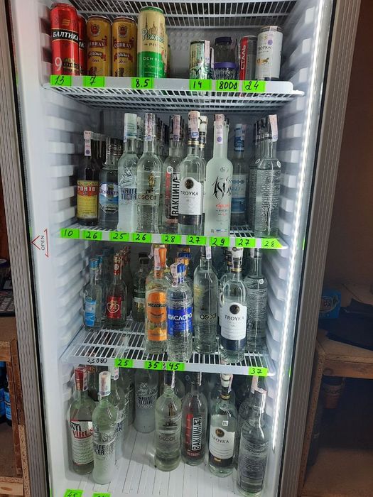 Дом продаётся с магазином