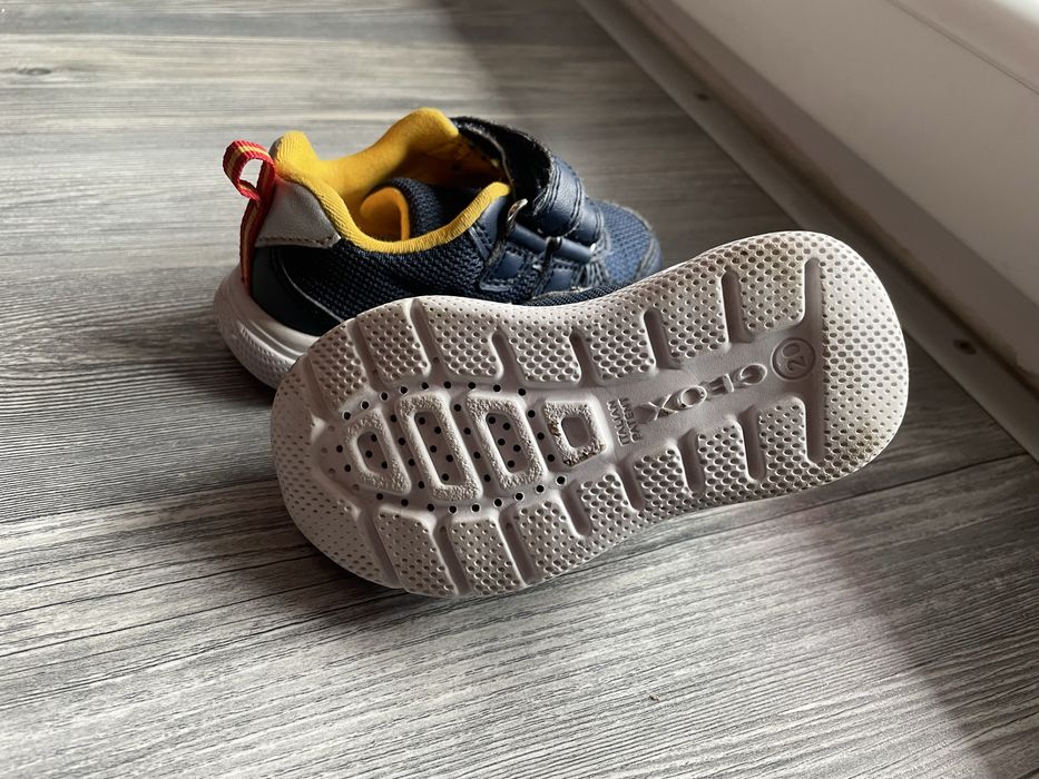 Маратонки на Geox 20 номер