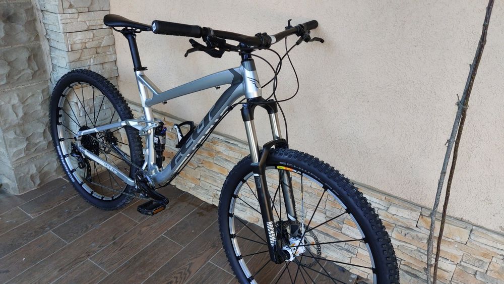 Bicicleta Felt 29er