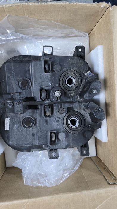 Отигинални фарове и стопове за Dodge Challenger 2009-2020