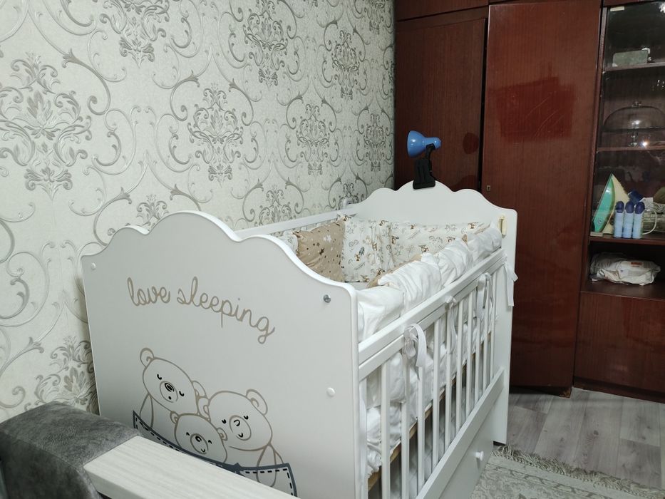 Детская кроватка