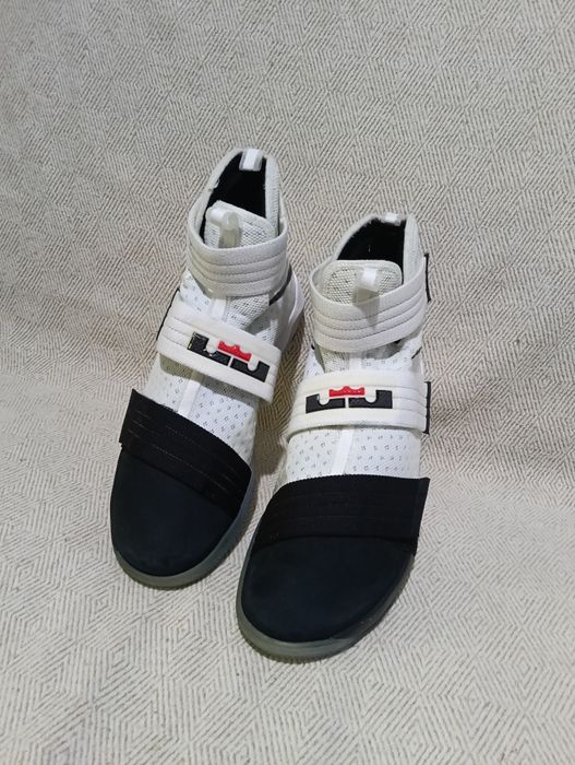 Nike LeBron Soldier 10 Black Toe mărime 45