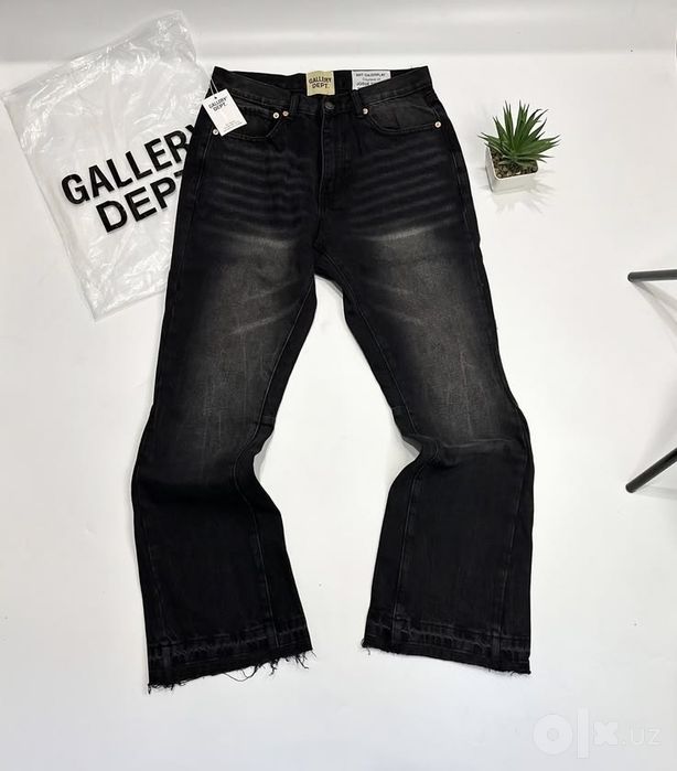Flared Jeans Gallery dept