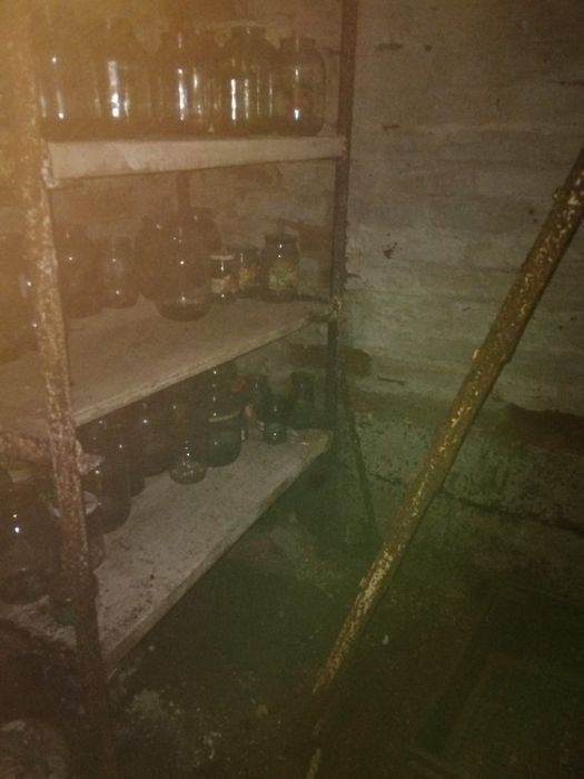 Продам погреб. 75000тг. Торг.