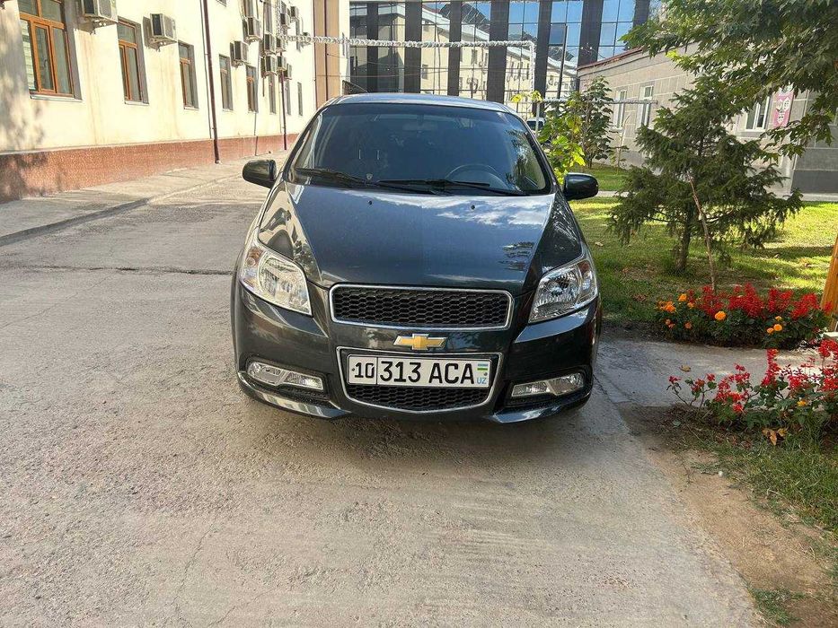 Nexia 3 SOTILADI  mexanika 2021-yil  53000 yurgan xolati a'lo