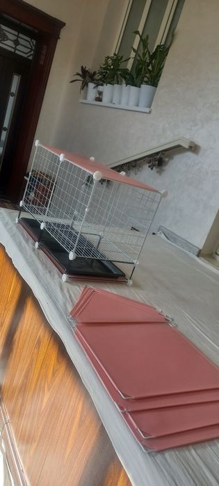 Quyon va toti boqish uchun qafas