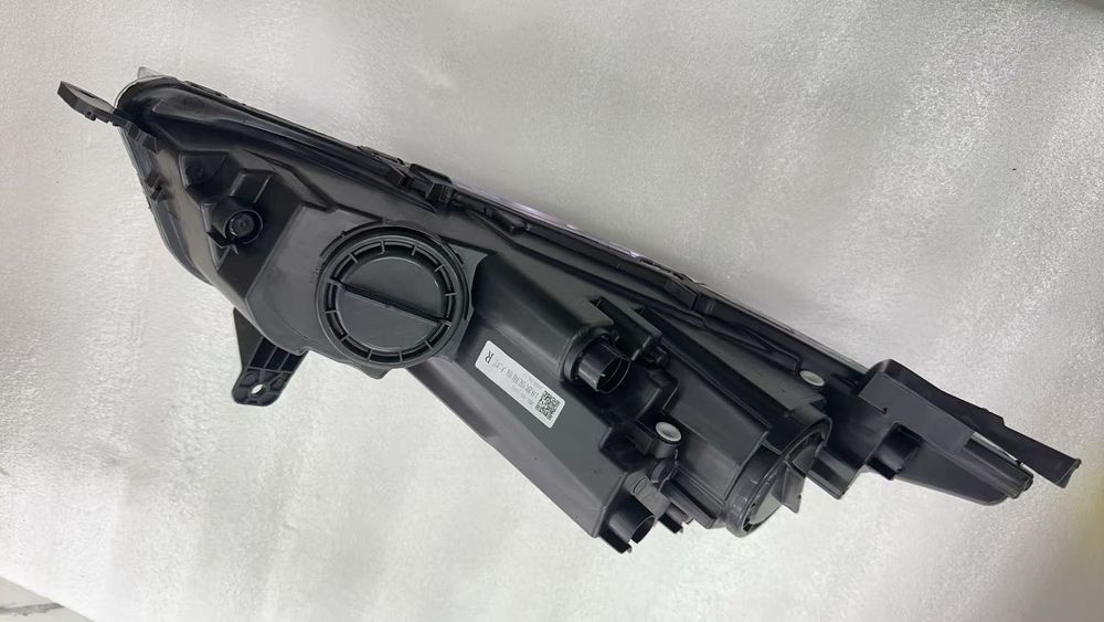 Фара галогеновая Changan Alsvin