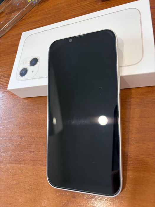 iPhone 13, бял - 128 GB