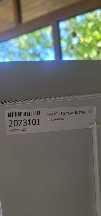 Monitor Fujitsu 19 inch