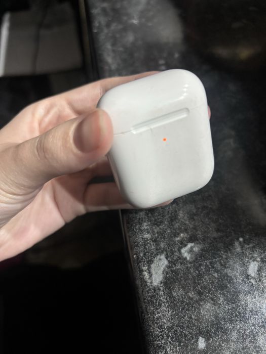 Наушники AirPods