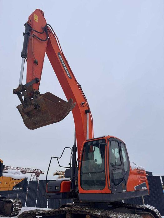 Гусеничный Экскаватор HYUNDAI DOOSAN