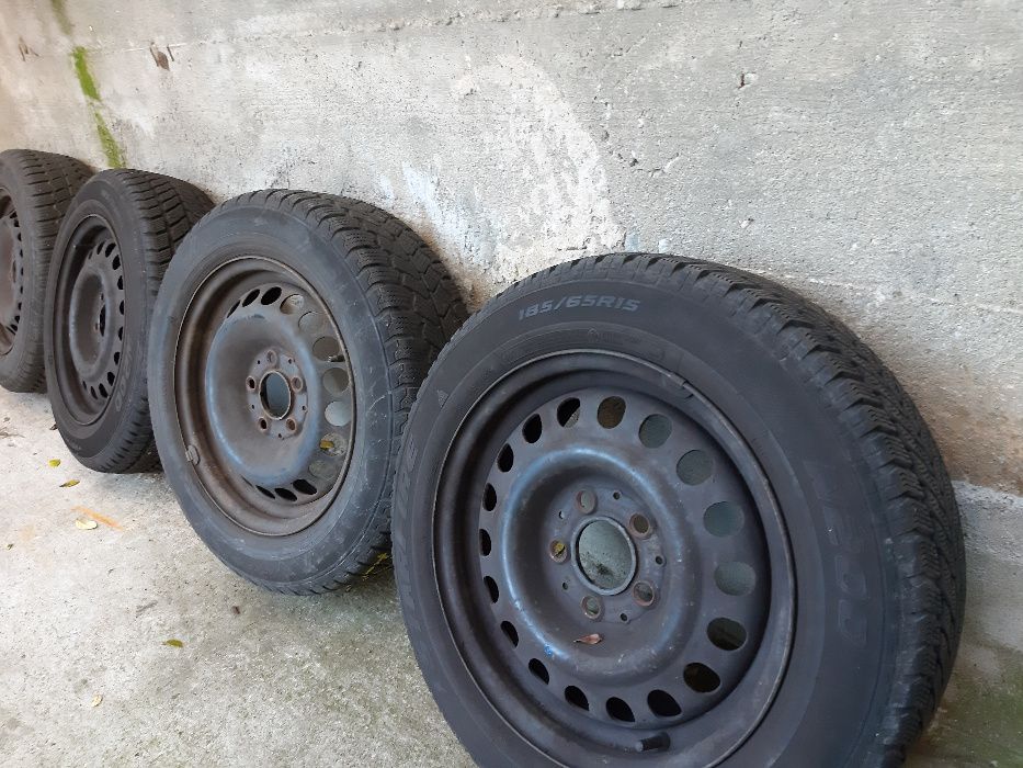 Anvelope cu tot cu jante  stare ff buna set 4 bucati