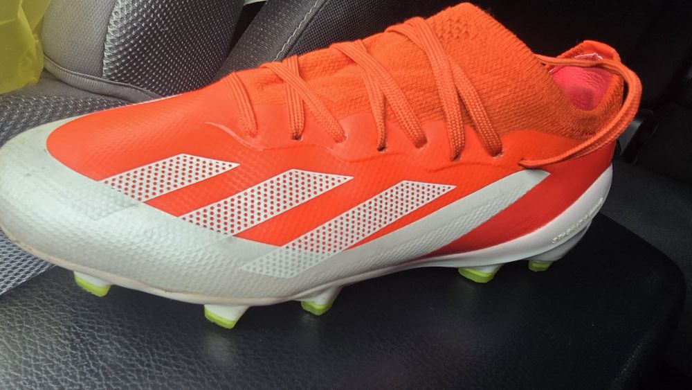 Продам бутсы в отличном состоянии