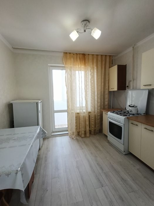 Сдам посуточно 2кв в 11 Мик