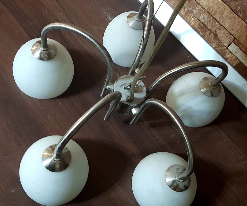 Vand lustra cu 5 brate cu LED-uri