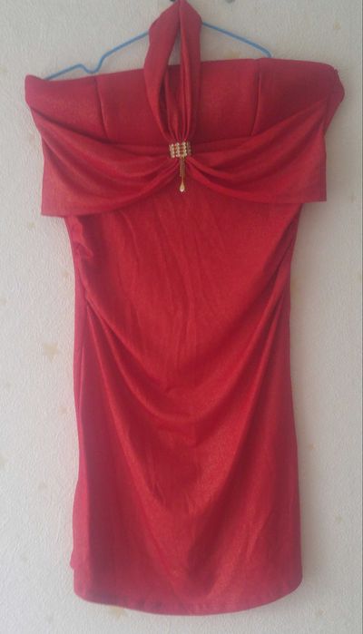 Продам платья размер 44