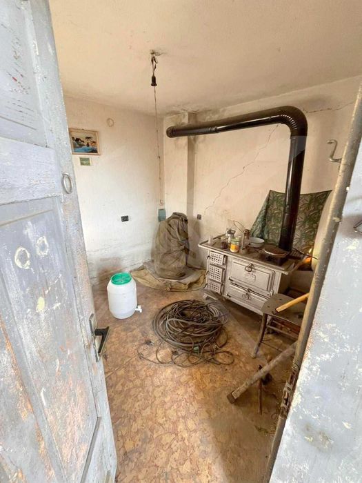 Продава се Къща в Карлово - 52 кв.м за 1000 €/кв.м - Снимка #6