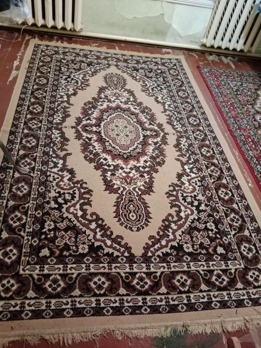 Продаюбывший в употреблении ковёр