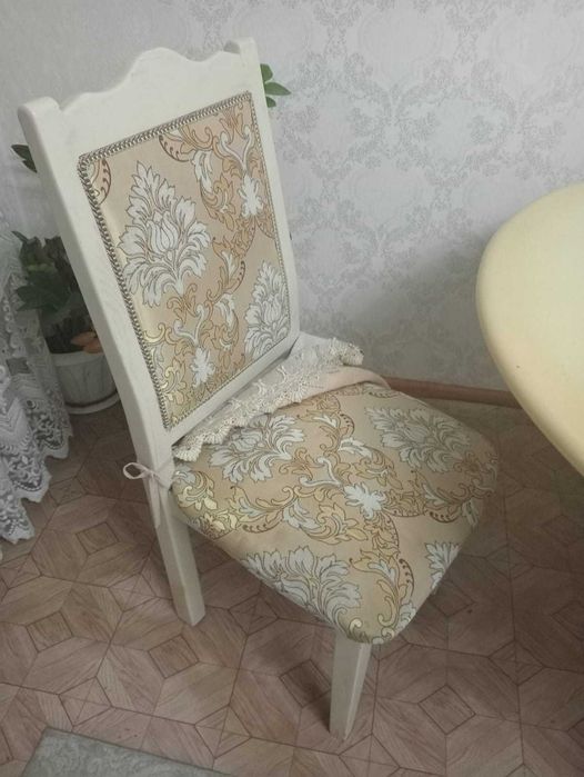 Продам стол, стулья, диван, кровать