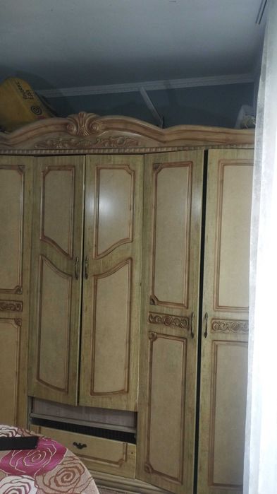 Продам шкаф б/у недорого