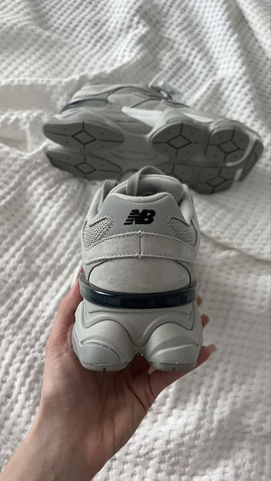 New Balance 9060 gri