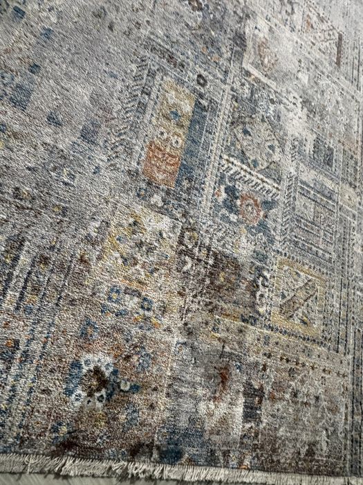 Продам ковер в отличном состоянии