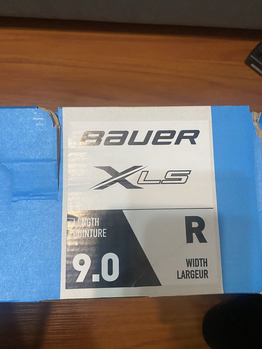 Коньки Bauer XLS 43 размер(9.0)