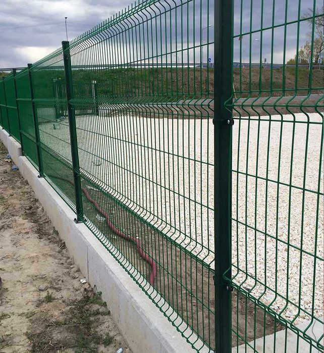 Изработка и  Монтаж на ограда - метална  , оградни щори , оградни пана