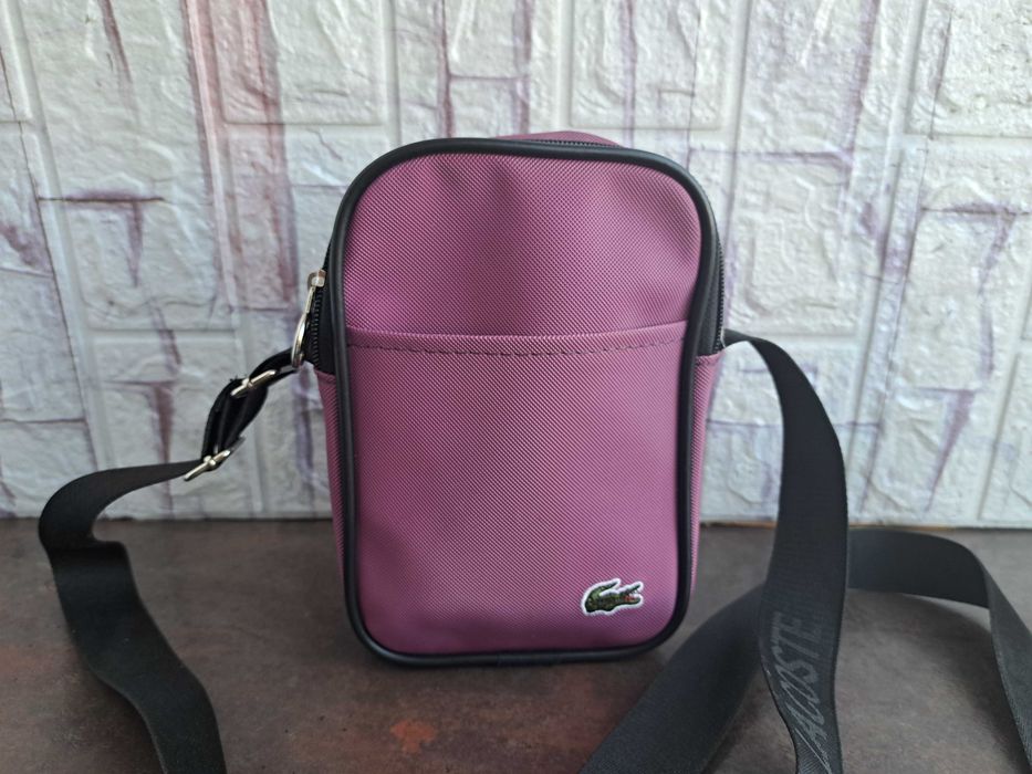 дамска чанта,малка лилава чантичка Lacoste,лакоста