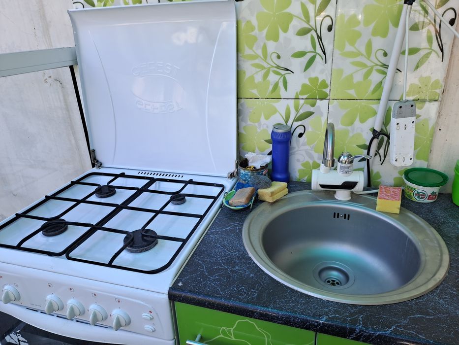 Уйимга кизларни ижарага куяман.