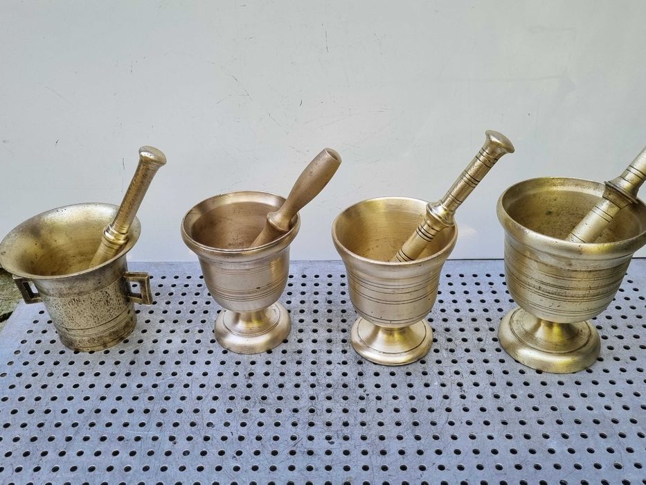 Бронзови хаванчета