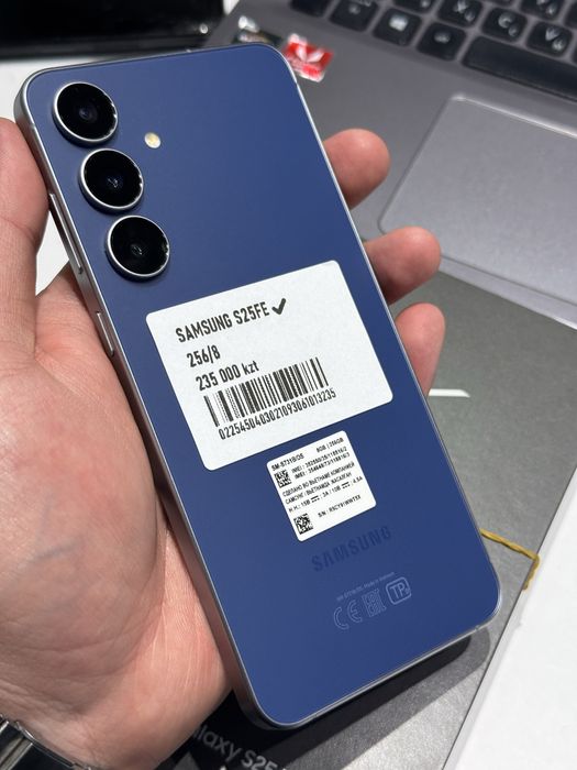 Samsung S25FE 256gb ozu 8