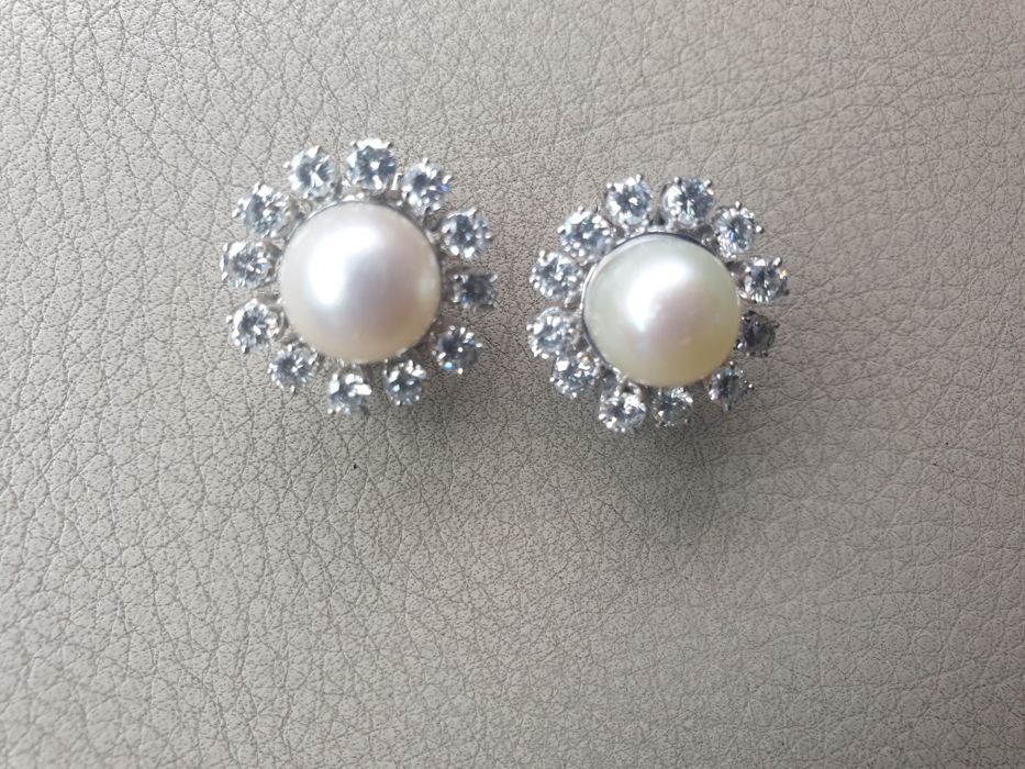 Vand set cercei cu diamante
