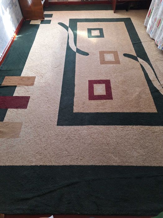 Палас 3 м × 4 м, б/у.