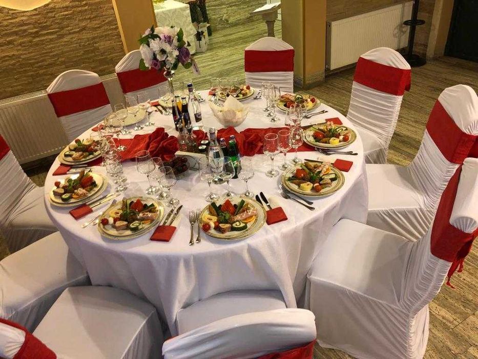 Inchriere Igloo-uri (diametru 3m), mese, scaune si logistica pentru evenimente jud. Hunedoara