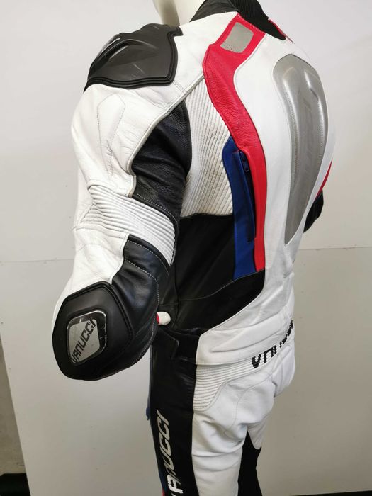 Costum moto piele marca Vanucci art XVI BMW mărime 50