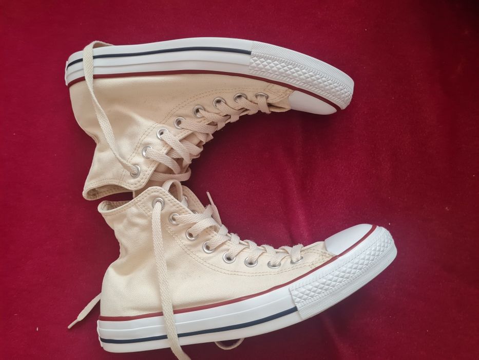 Tenisi Converse  mărimea 40