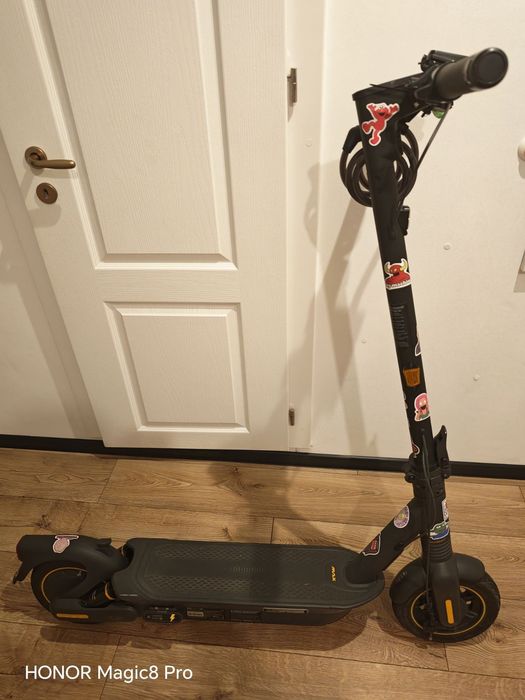 Електрическа тротинетка SEGWAY MAXG2