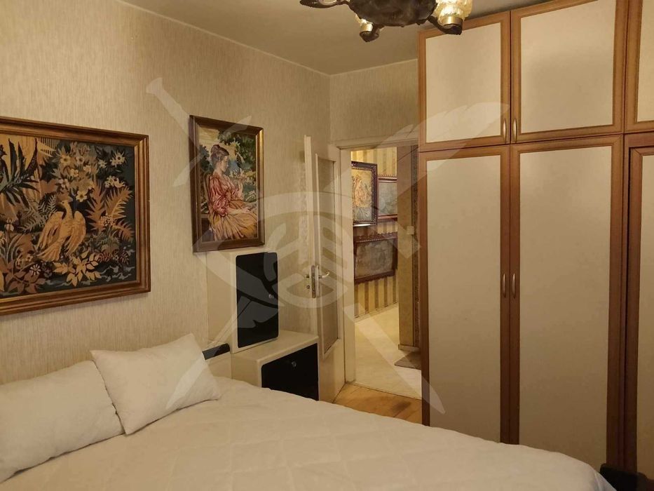 Дава се под наем Тристаен апартамент в София, Хладилника - 80 кв.м за 600 € - Снимка #2