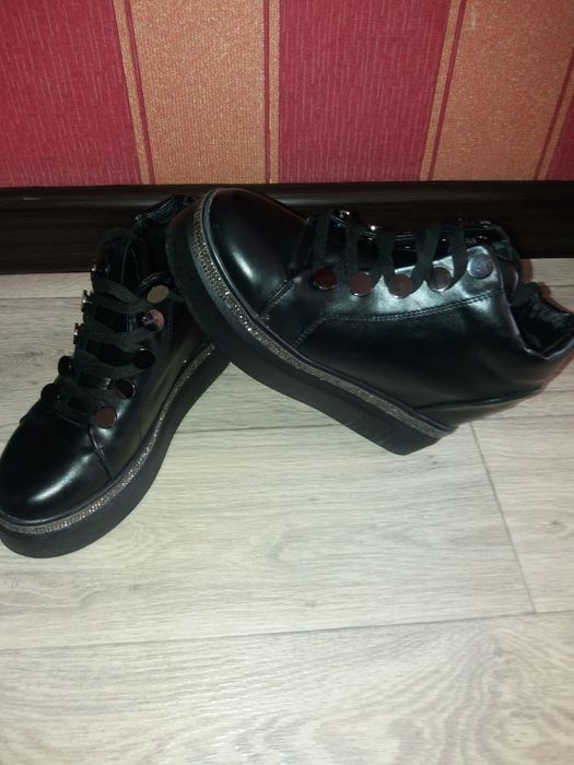 Продам ботинки. Эко кожа