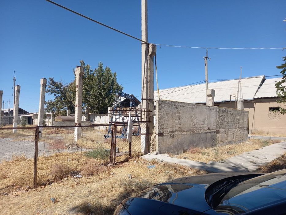 12.75 сотих. Ер участка сотилади