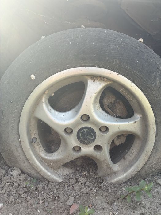 На части Mazda 626