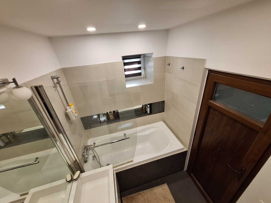 Inchiriere apartament 3 camere modern Aviatiei - 800m Promenada, parcare, ideal expati sau cuplu