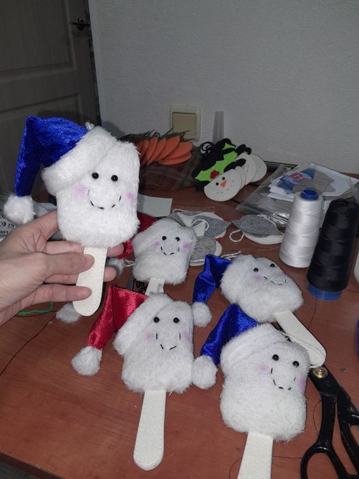 Новогодние игрушки