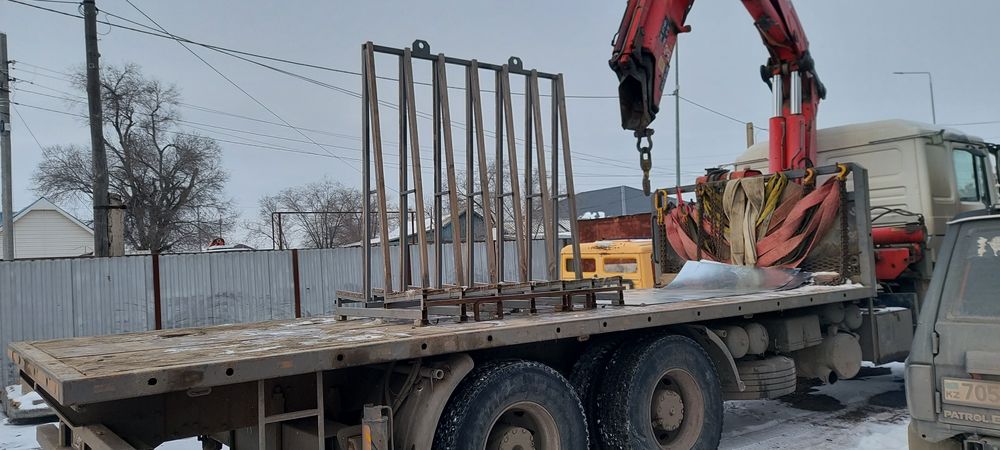 Пирамида для стёкол